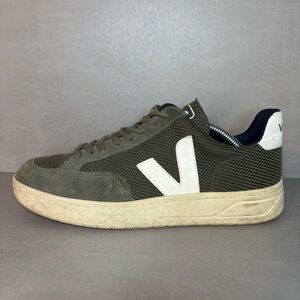 Veja | V-12 Shoes - Olive Green ; Womens 8